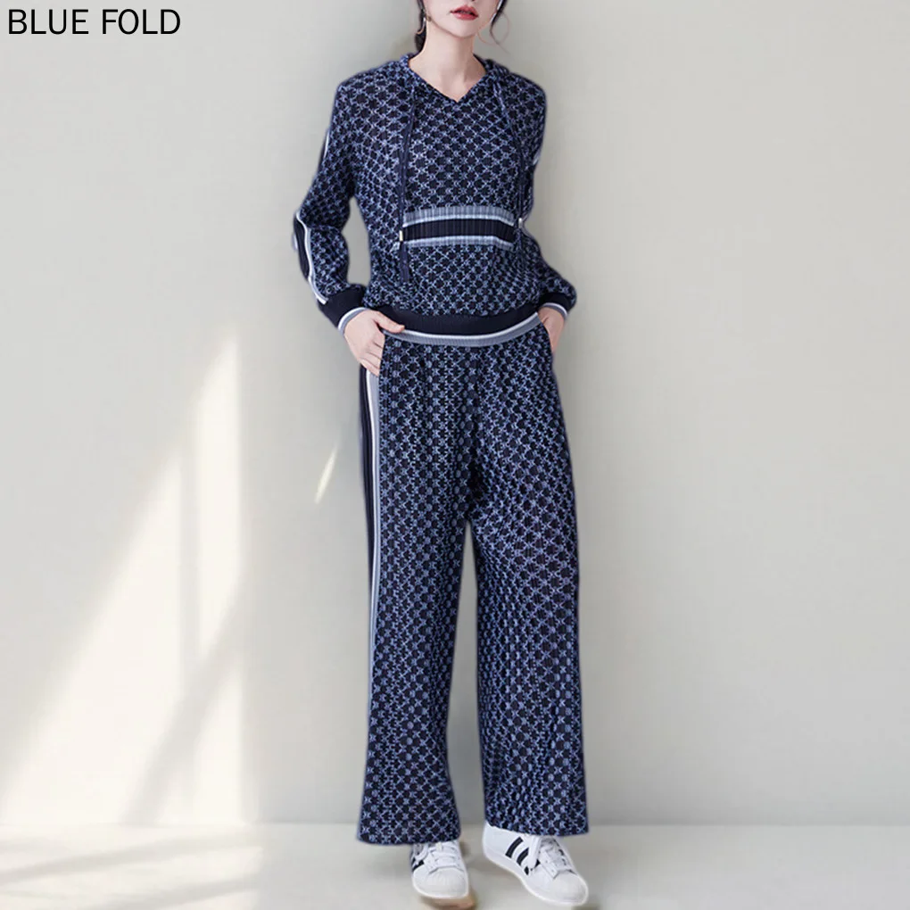 

Fashion Suit Women's Two-piece Pleated Printed Casual Hooded Sweatshirt Long-sleeved Top High-waisted Versatile Straight Pants