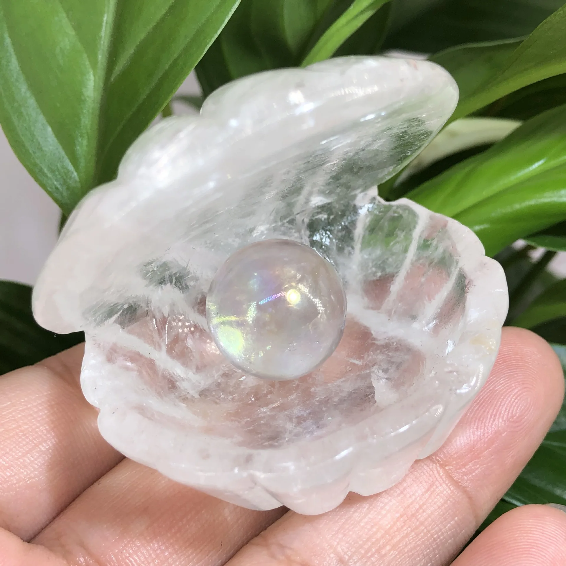 

5CM Various Natural Crystals Pink Clear Quartz Fluorite Shell Hand-Carved Crafts Ornaments Reiki Minerals Without inner ball