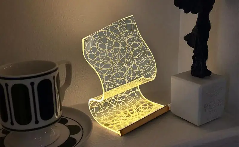 

Wave-Shaped Battery Operated Desk Lamp with Fine Lines 3 Position Dimmable Night Light for Outdoor Restaurant Home Patio Light