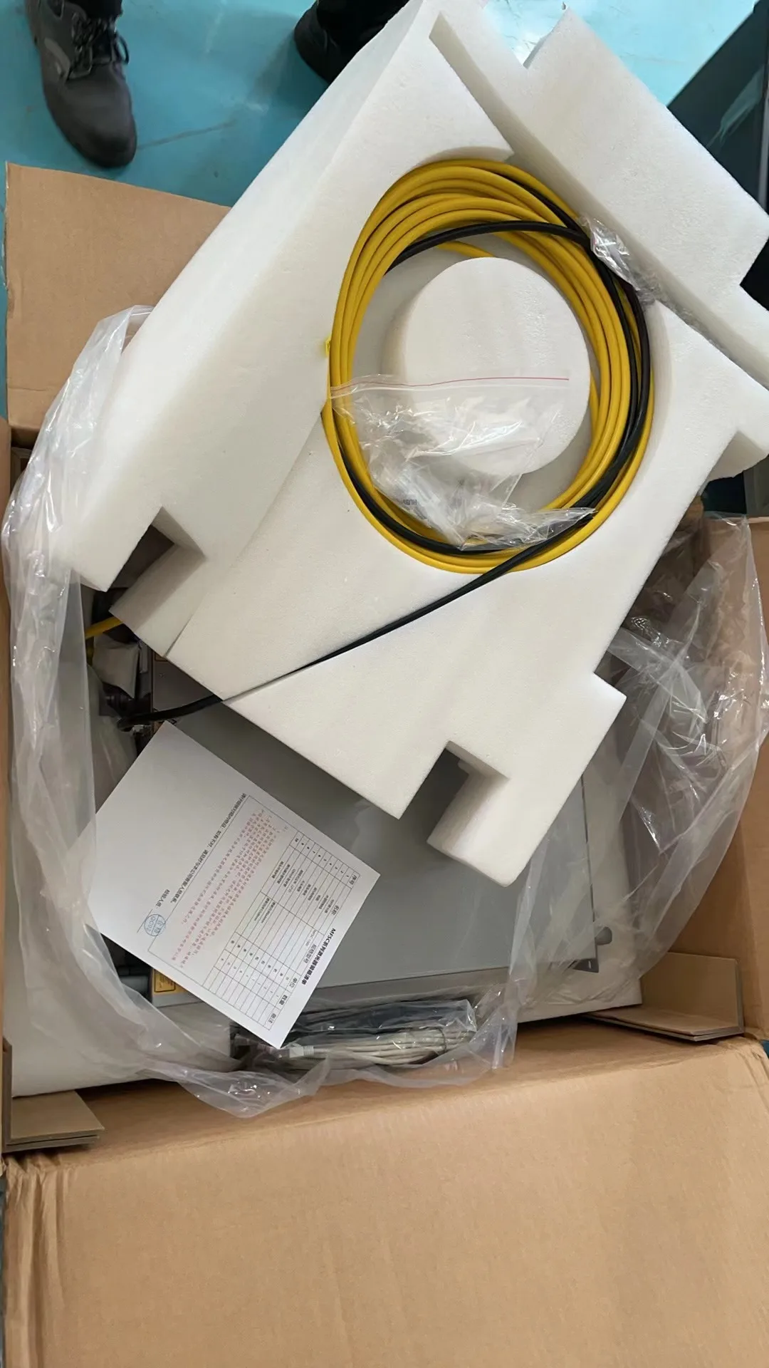 MAX 1000w 1500w 2000w 3000w pulse fiber laser source/generator for welding/cutting metal raycus laser source