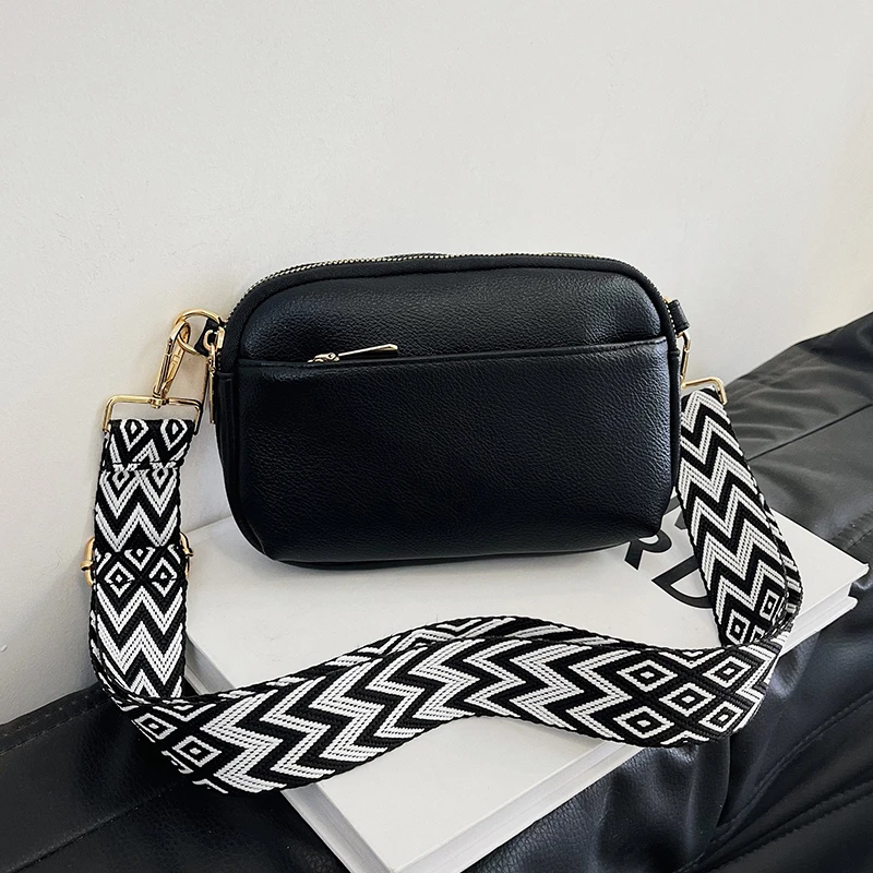 Women's crossbody bag, detachable and adjustable wide shoulder strap, zipper closure, suitable for daily commuting and leisure o