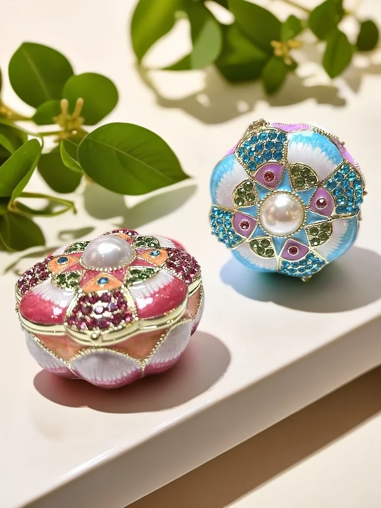Hand Painted Enameled pink Trinket Box Decorative with Hinged Home Decoration storeage box for jewelry birthday gift