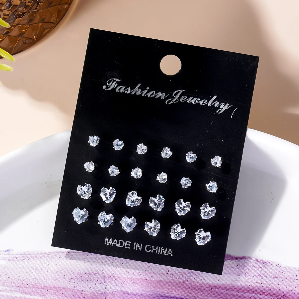 Stud earrings 12pcs Pack Retro Style Geometric Six Claw Heart-Shaped Crystal Zircon Earrings Stud Set