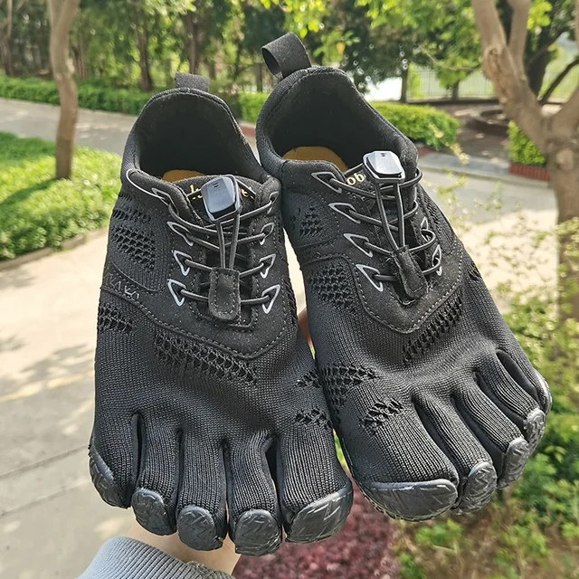 High Quality Women FiveFingers Casual Sneakers Men Safety Walking Shoes Men's Climbing Shoes Designer Unisex Split Toe Shoes 2