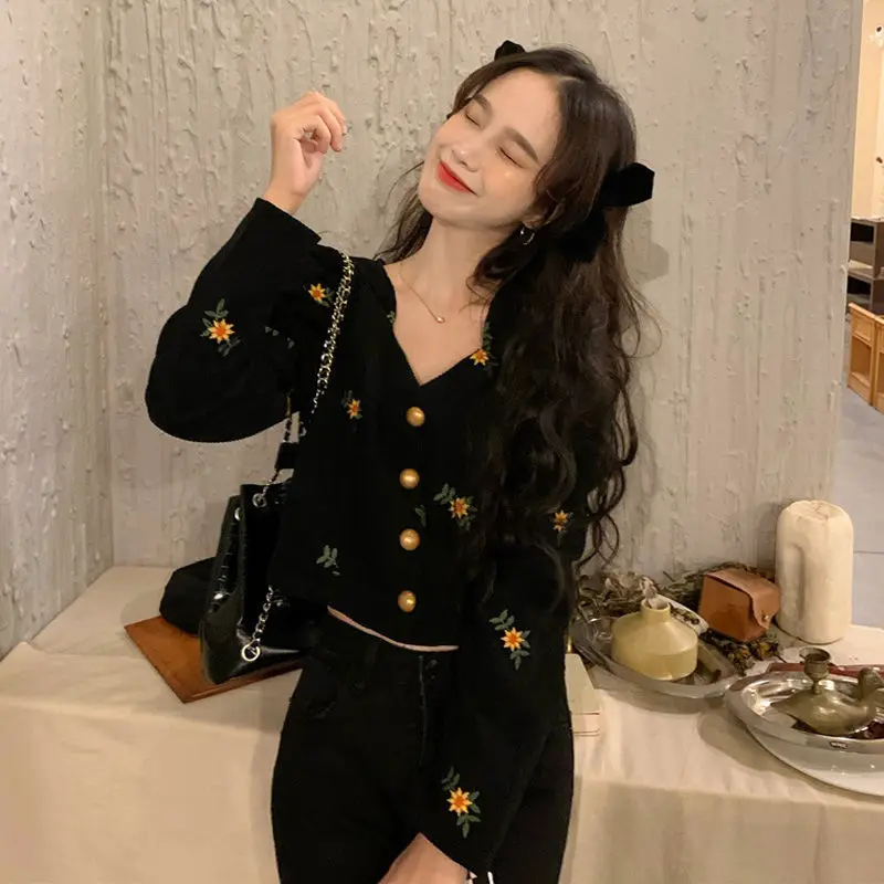 

2022 Spring New French Vintage Puff Sleeves Embroidered Corduroy Shirts Cropped Tops Women Fashion Boutique Clothing