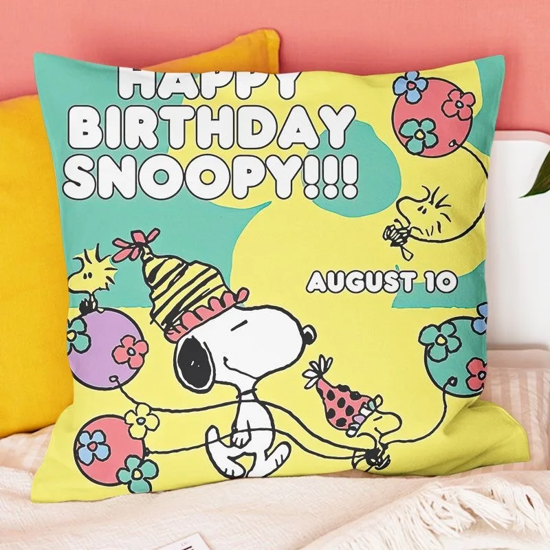 thumbnail image 1 of Almohada con estampado de anime de Peanuts, cojín suave con dibujos animados kawaii de Snoopy y Charlie Brown, cojín decorativo para sofá, silla, cama de coche, 1 of 5