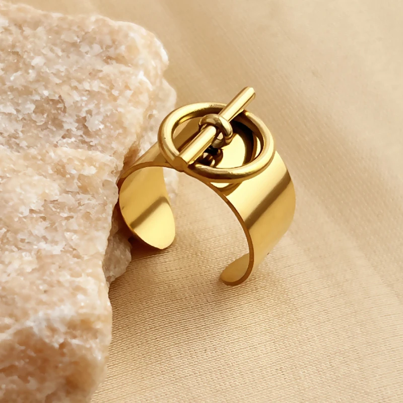 Geometrischer glatter Titan Stahlring für Frauen Goldfarbe breiter Ring mit Kreis Punk runde offene Kette Fingerringe Schmuck Geschenke