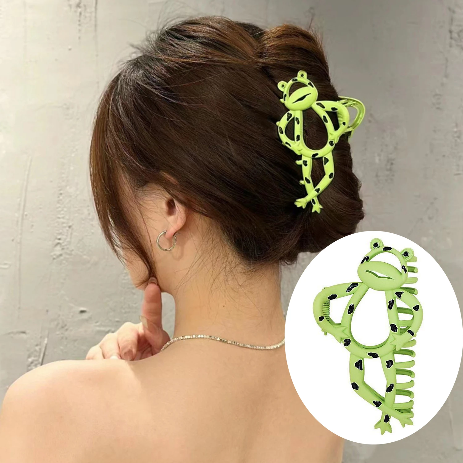 

New Funny Green Frog Shark Clip Cute Cartoon Hair Clips For Women Girls Metal Bath Clip Hair Accessories Women Headdress