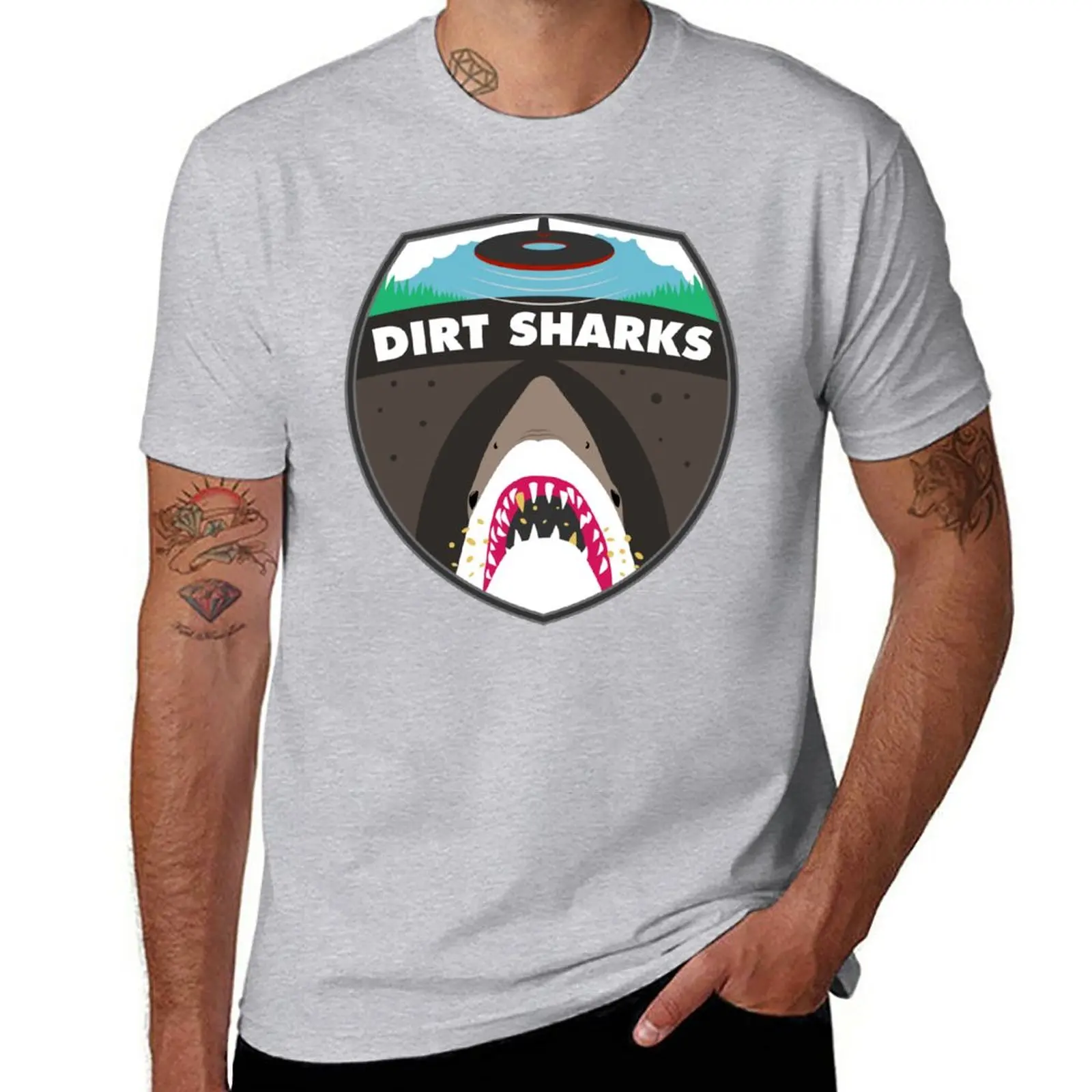 

Dirt Sharks Logo - Detectorists - DMDC T-Shirt vintage Blouse T-shirt men