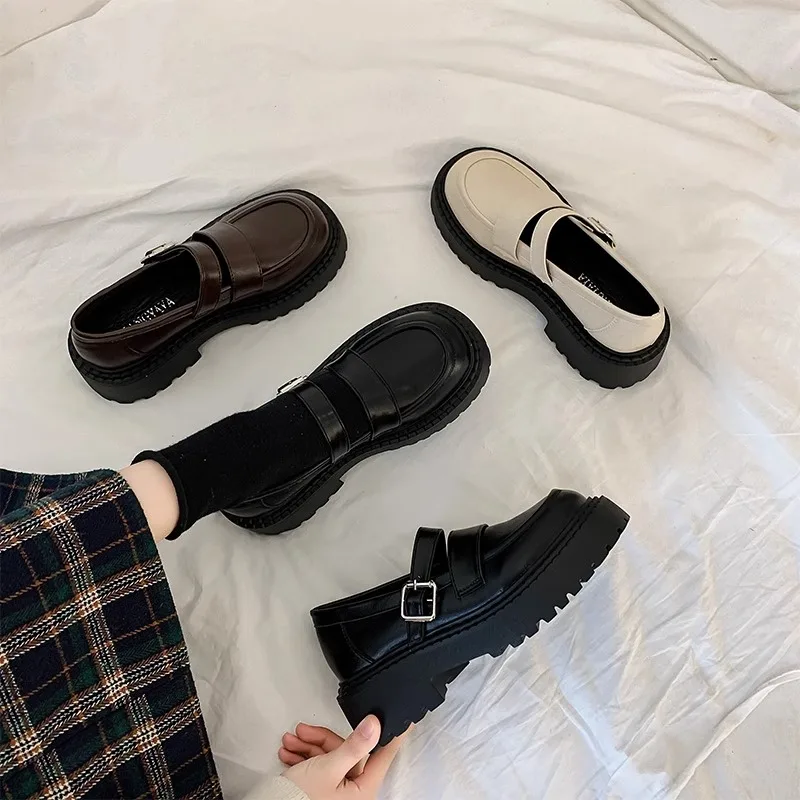 

Женские кроссовки 2024, повседневные женские кроссовки с закрытым носком, женские кроссовки с мехом и круглым носком, в британском стиле ретро