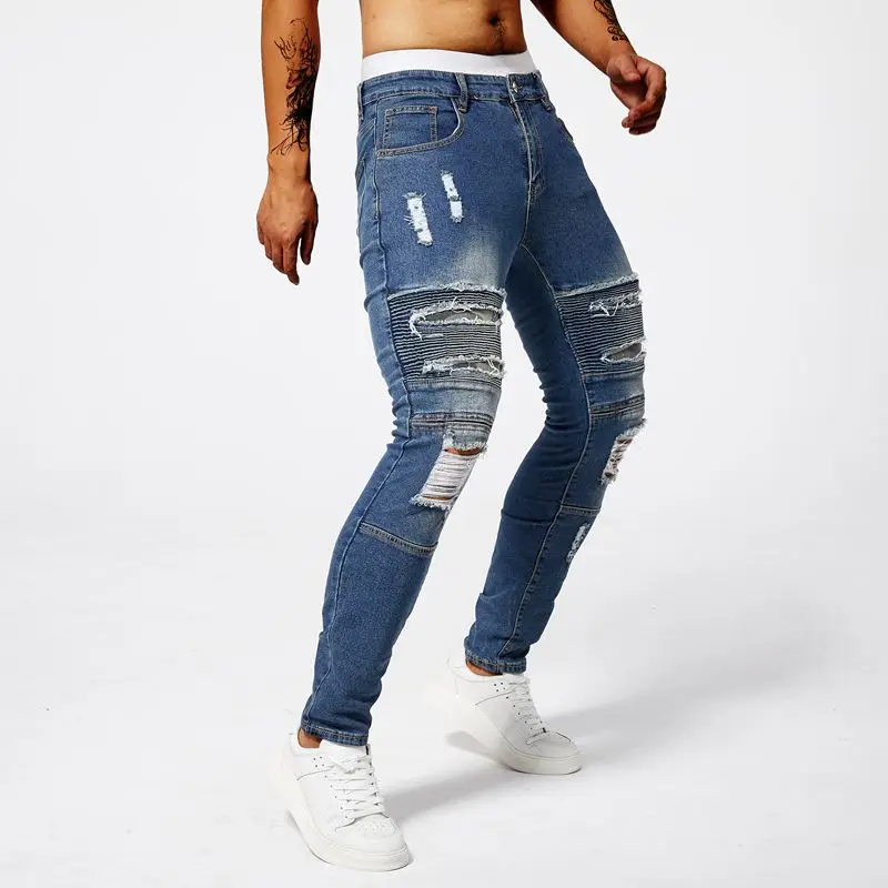 Рисунок 5 - Джинсы мужские рваные в стиле ретро