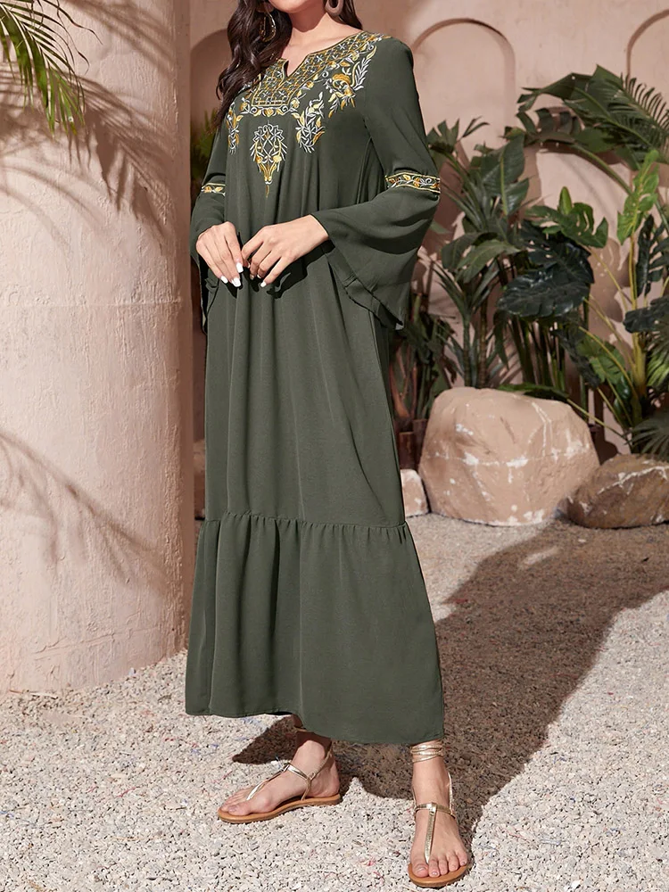 Robe Muslim Abaya Dubai Embroidered Dress Long Sleeve Gowns Moroccan Kaftan Islam Oman V-Neck Ladies Dresses