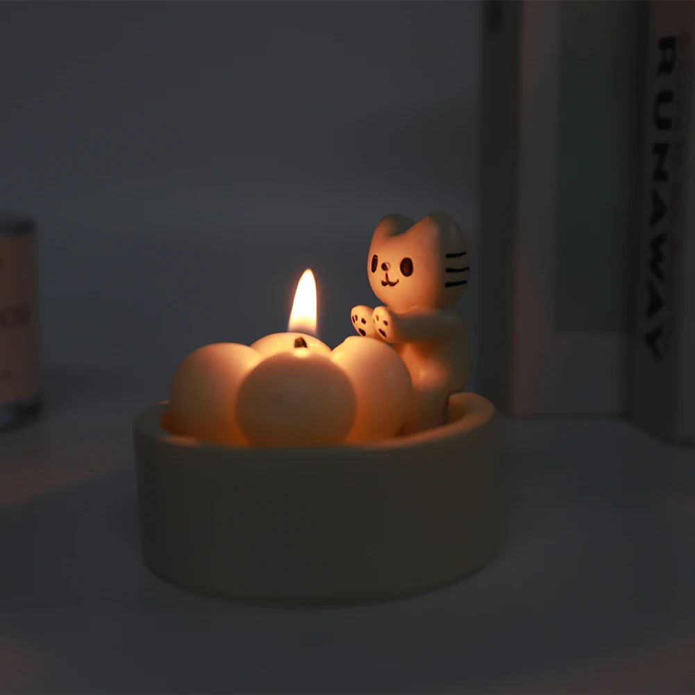 Kitten Candle Holder Warming Its Paws Cute Scented Light Holder Cute Grilled Cat Aromatherapy Candle Desktop Ornaments candle holders