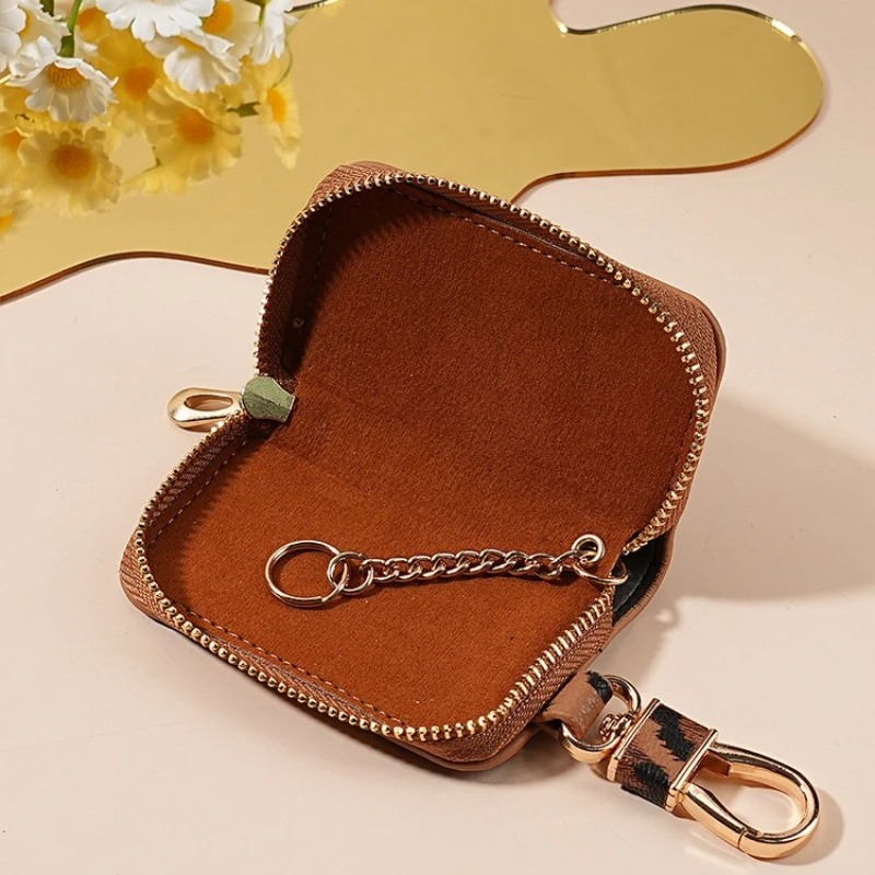 Stylish Leopard Print Leather Car Key Holder with Keychain