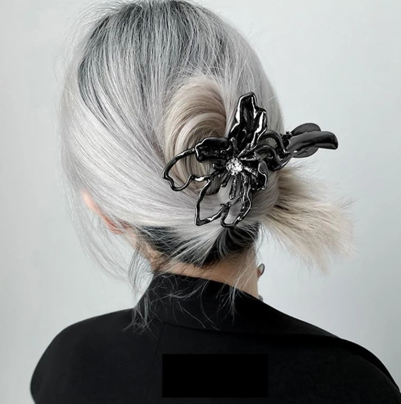 

2023 New Hair Clip Hairpin Punk Flower Irregular Texture Exaggerate Metal Hair Claw Clip Shark Clip Hair Accessories for Women