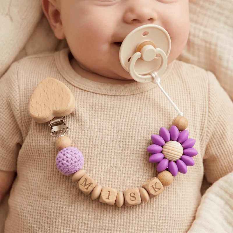 Attache-tétine personnalisée en silicone, support de dentition sans BPA, chaîne de sucette faite à la main avec nom personnalisé pour nouveau-né, cadeau de naissance 1