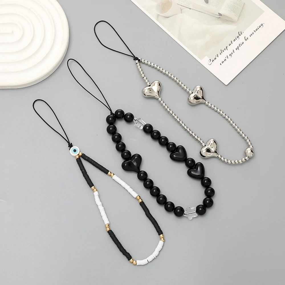 

New in Love Heart Beaded Mobile Phone Chain Women Girl Simple Versatile Short Wrist Strap Hanging Chain Cell Phone Case Pendant