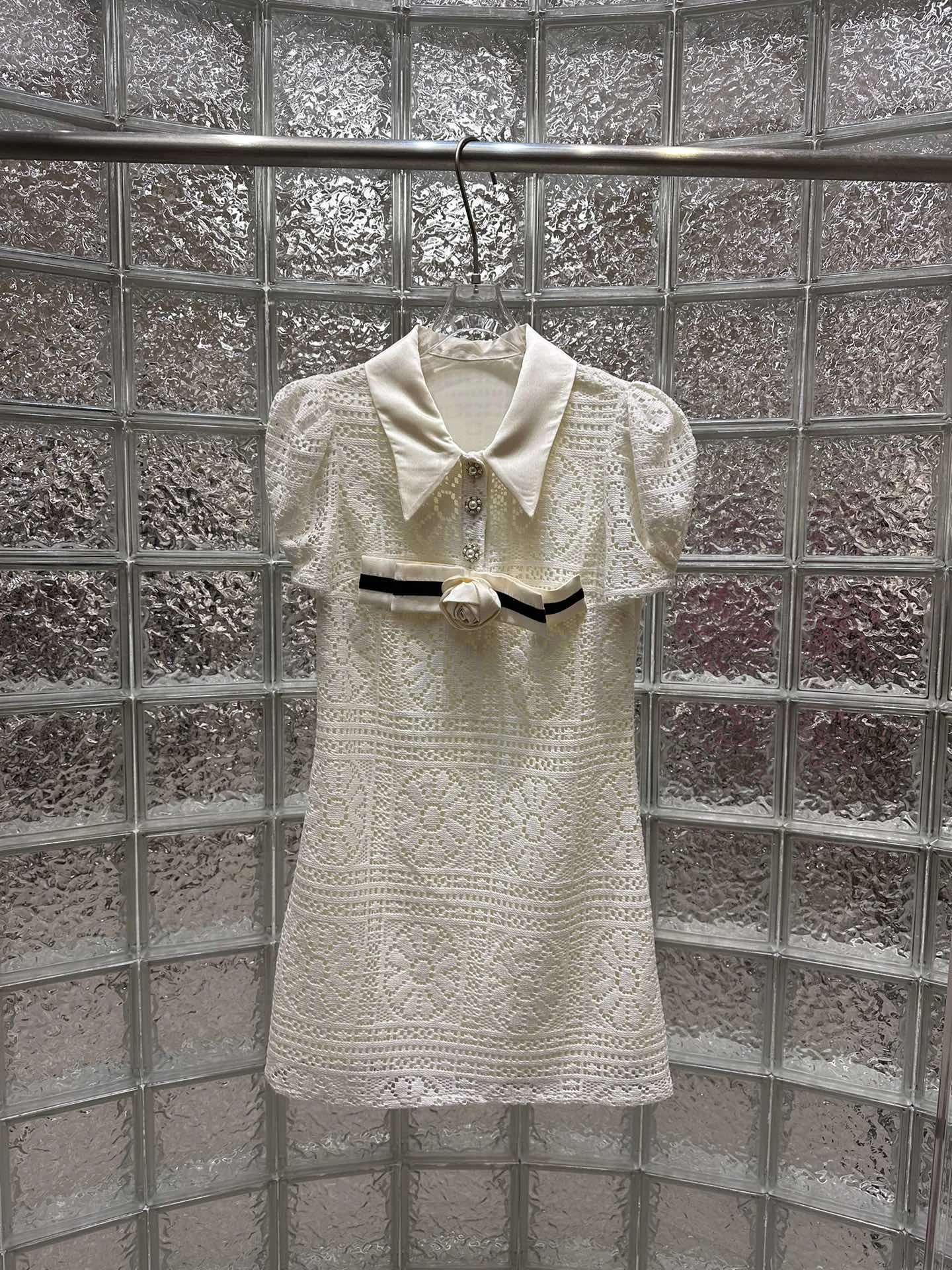

Summer new version of heavy industry embroidery lace dress