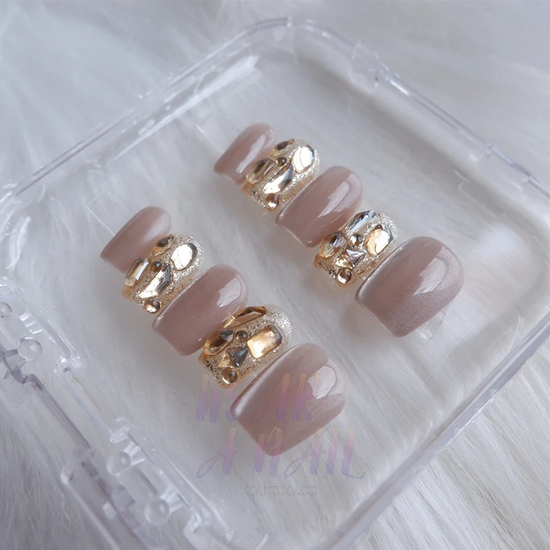

10PCS Handmade Nude Press on Nails Short Cat Eye France Design Reusable Fake Nails Artificial Manicuree Wearable Tips