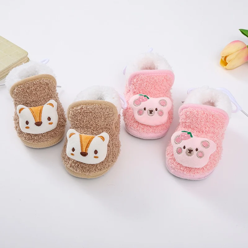 Рисунок 3 - Мягкие ботинки для новорожденных