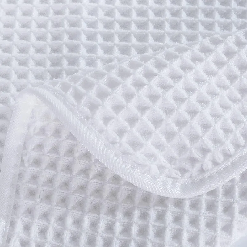Microfiber Oversize Quick Dry Lint Free Bath Towel, 60 x 30 in, 4 Pack (White, Waffle Weave) 3
