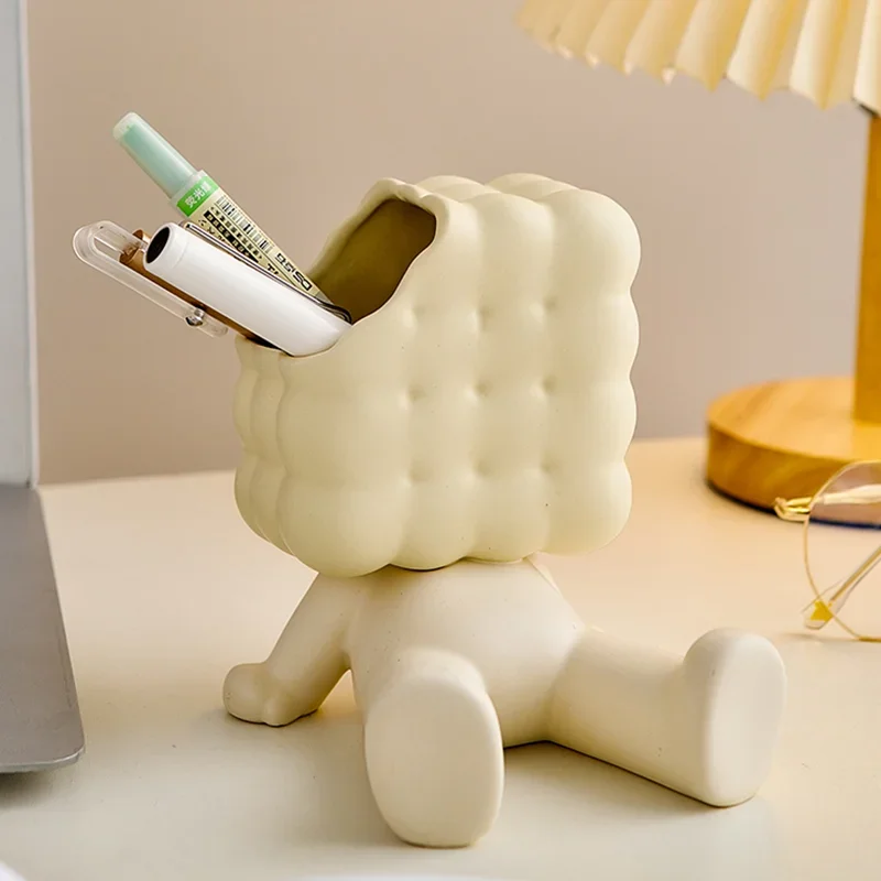 

Kawaii room decor Biscuit man ornaments Ceramic figurine Multifunctional desktop decoration Pen holder Vase Decoration home Gift
