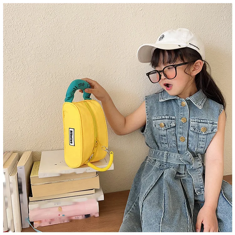 Andralyn Einfarbige minimalistische koreanische lässige Brusttasche für Frühling und Sommer Neue trendige Instagram-Umhängetasche mit einer Schulter für den Außenbereich_voghion.com