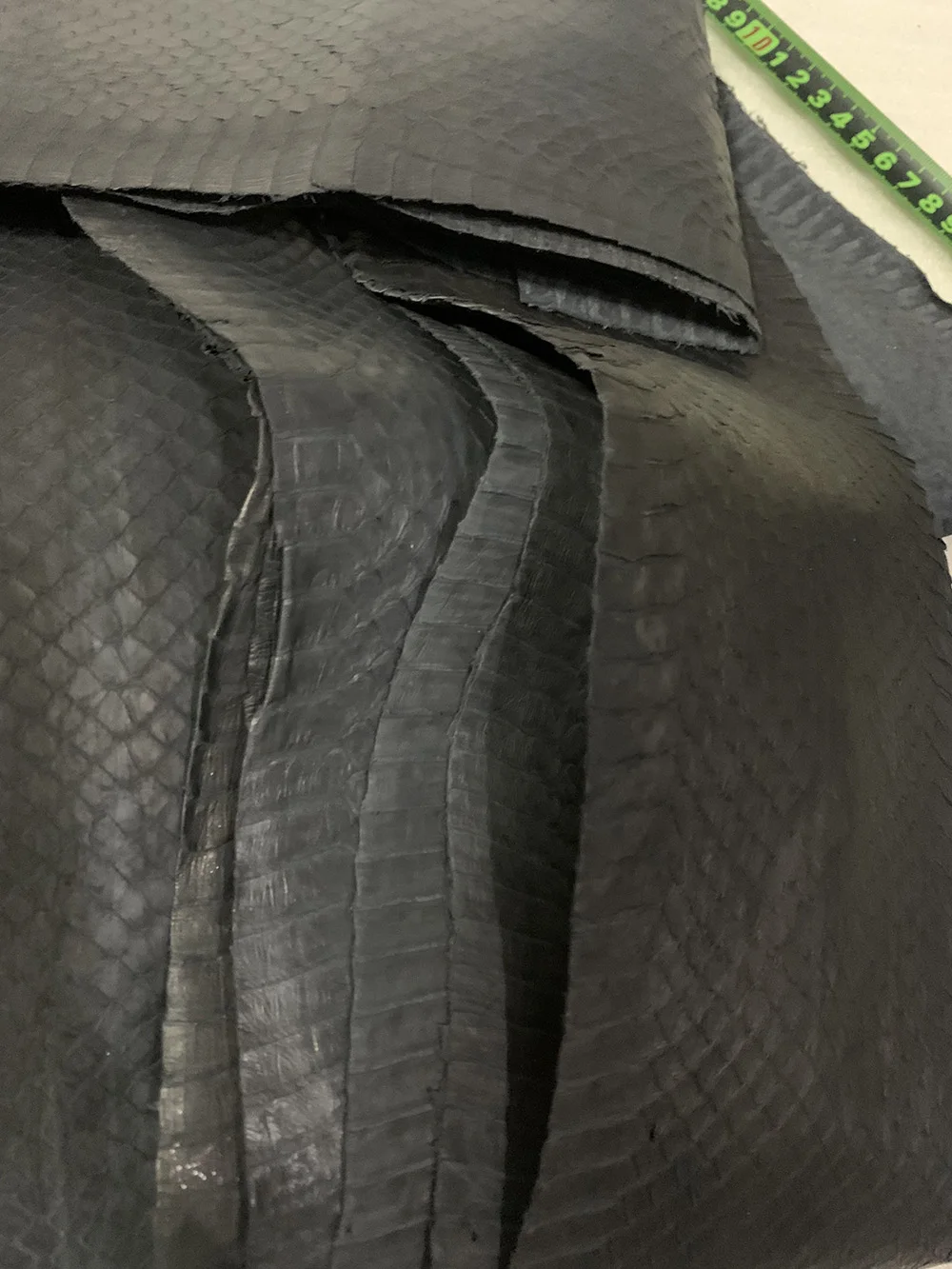 대형 블랙 가죽 뱀 피부, 무광택 표면, 인쇄, 전화 케이스, 벨트, DIY, 수제 시계 스트랩, 재료 만들기