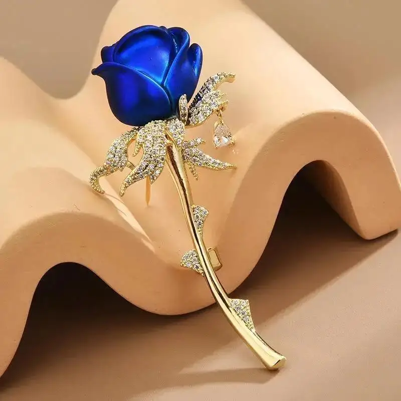 New Vintage Rose Brooch Women High-end Diamond Inlaid Flower Brooch Versatile Suit Accessories Wholesale Of Pearl Flower Brooch