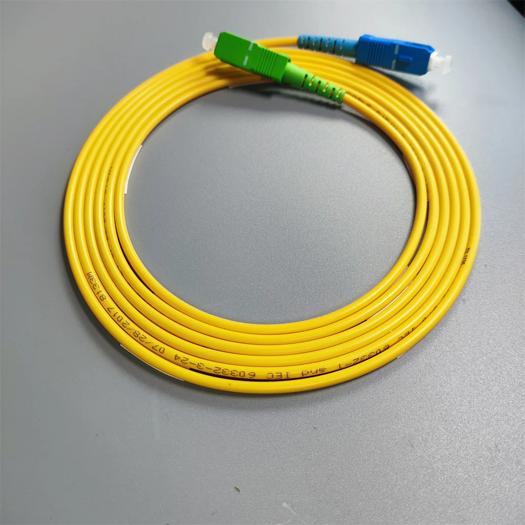 Lot De 20 Câbles De Fibre Optique G657D De 3 Mm SC Vers SC UPC - Cordon De Raccordement En Fibre Optique Monomode Simple - Jaune (couleur : 1 M
