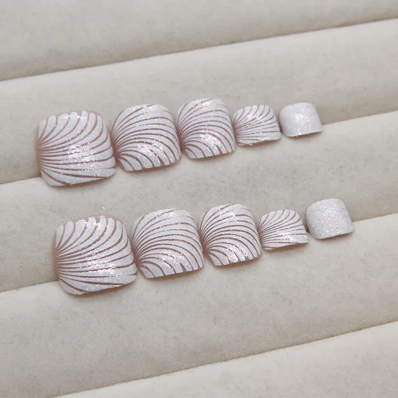 Fake Nails Shell Pattern Press on Nails Tips with Sticker False Toenail Design Butterfly Lovely Girl