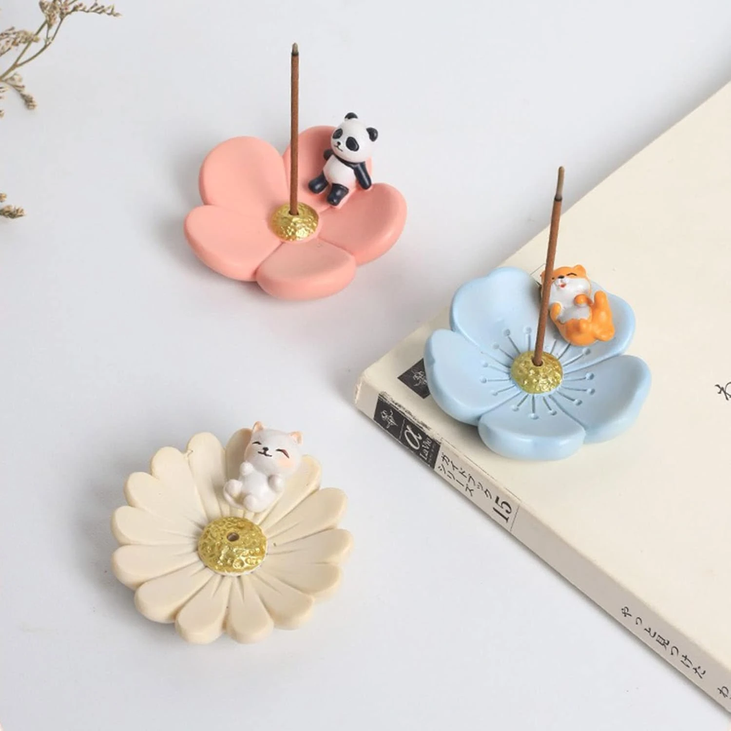 Japanese-Style Stick Holder, Flowers Ceramic Burner, Forg Tray Decor Set