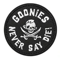 GOONIES NEVER SAY DIE Funny Meme Tactical Velcros Patch на липучке - военный вышитый значок для рюкзака Molle