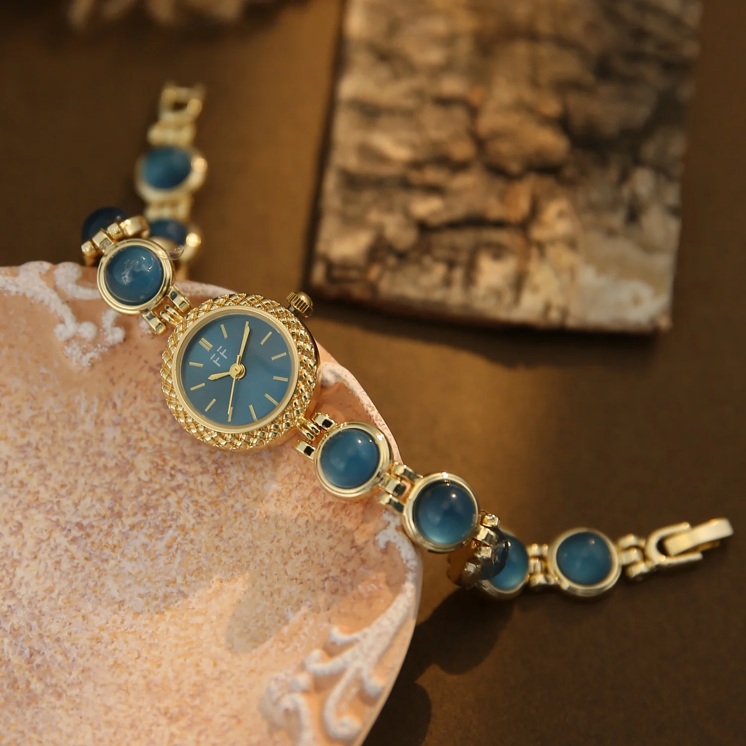 Green Women's Vintage Stone Gold Watch with Colored Gemstone Bracelet