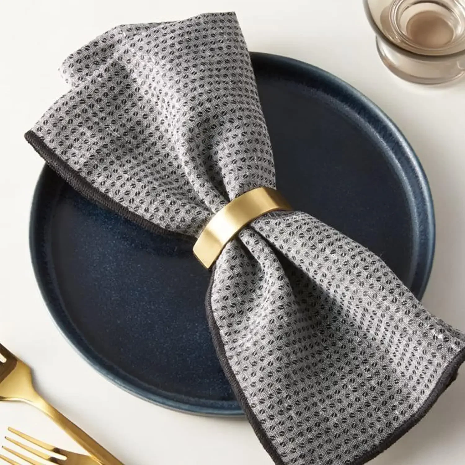 Napkin Ring 1/6/24/96Pcs Cuff Brushed Gold Napkin Rings Holder Wedding Banquet Metallic Adornment Table Settings Glossy Serviette Buckles