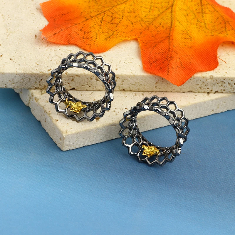 Fashion Copper Bee Hollow Ear Tunnels Gauges Expanders Plugs Earring Piercing Body Jewelry Stretchers Double Flare  2PCS