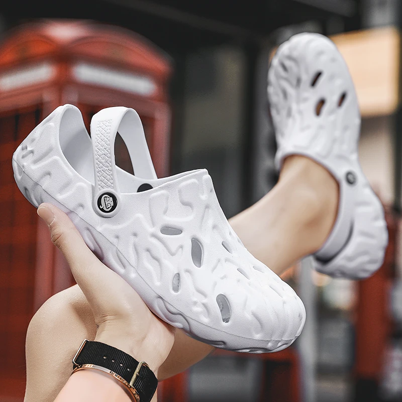 Summer New Men's Baotou Slippers Non slip Outdoor Beach Slippers Leisure Fisherman Sandals Indoor Garden Clogs Shoes Big Size 49