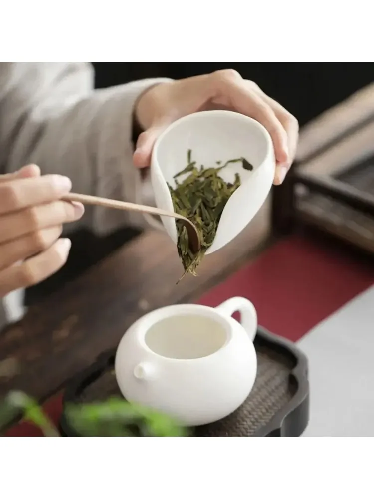 Ceramiczna łyżeczka zestaw do herbaty Kung Fu akcesoria taca herbaciana ozdoby Retro biała porcelana seledynowa łyżeczka do herbaty łopata