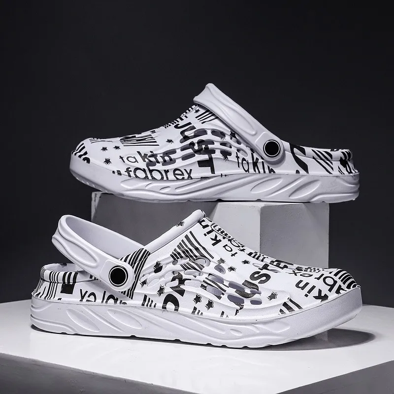 Men Clogs Sandals Summer Non-slip Beach Slippers Women EVA Sandals Lightweight Outdoor Garden Shoes Casual Large Size 36-49