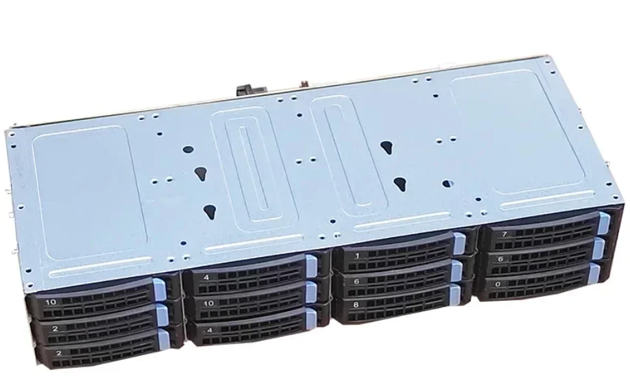 12 bay 3.5-inch 6Gb hard drive cage 12Gb storage Black hot swappable series chassis