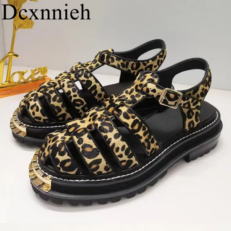 

New Women's Summer Hollow Open Toe Platform Sandals with Metal Rivet Decoration Elevated Sandals Daily Casual Commuter Shoes