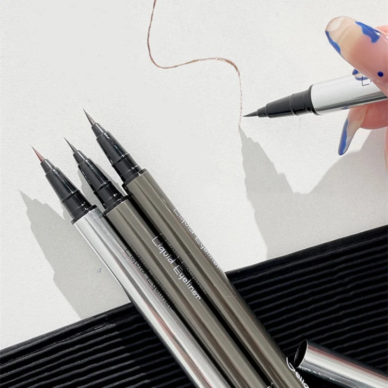 

Liquid Eyeliner Brush Simulated Lower Lashes Rapid Drying of Eyelashe Non-staining Waterproof Eyeliner Pen Eye Makeup Tool