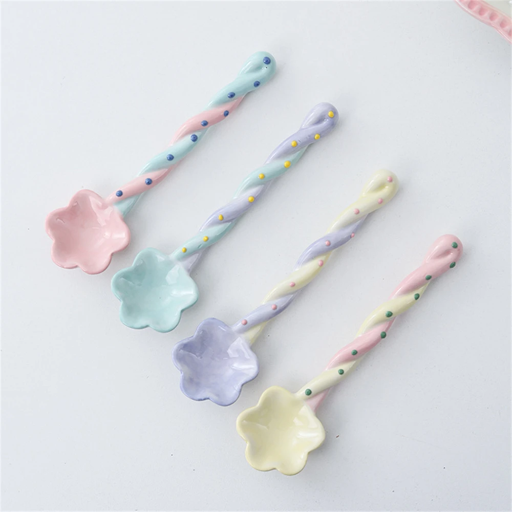 Ceramic Long Handle Spoon Kawaii Korean Ice Cream Hand Painted Dessert Spoon Kitchen Tableware Accessories porcelain spoon