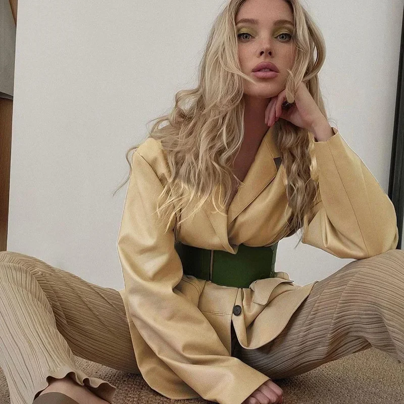 Autumn and Winter 2023 New Women's Long-sleeved Temperament Trend Solid Color Lapel Single-breasted Loose-fitting Glossy Jacket