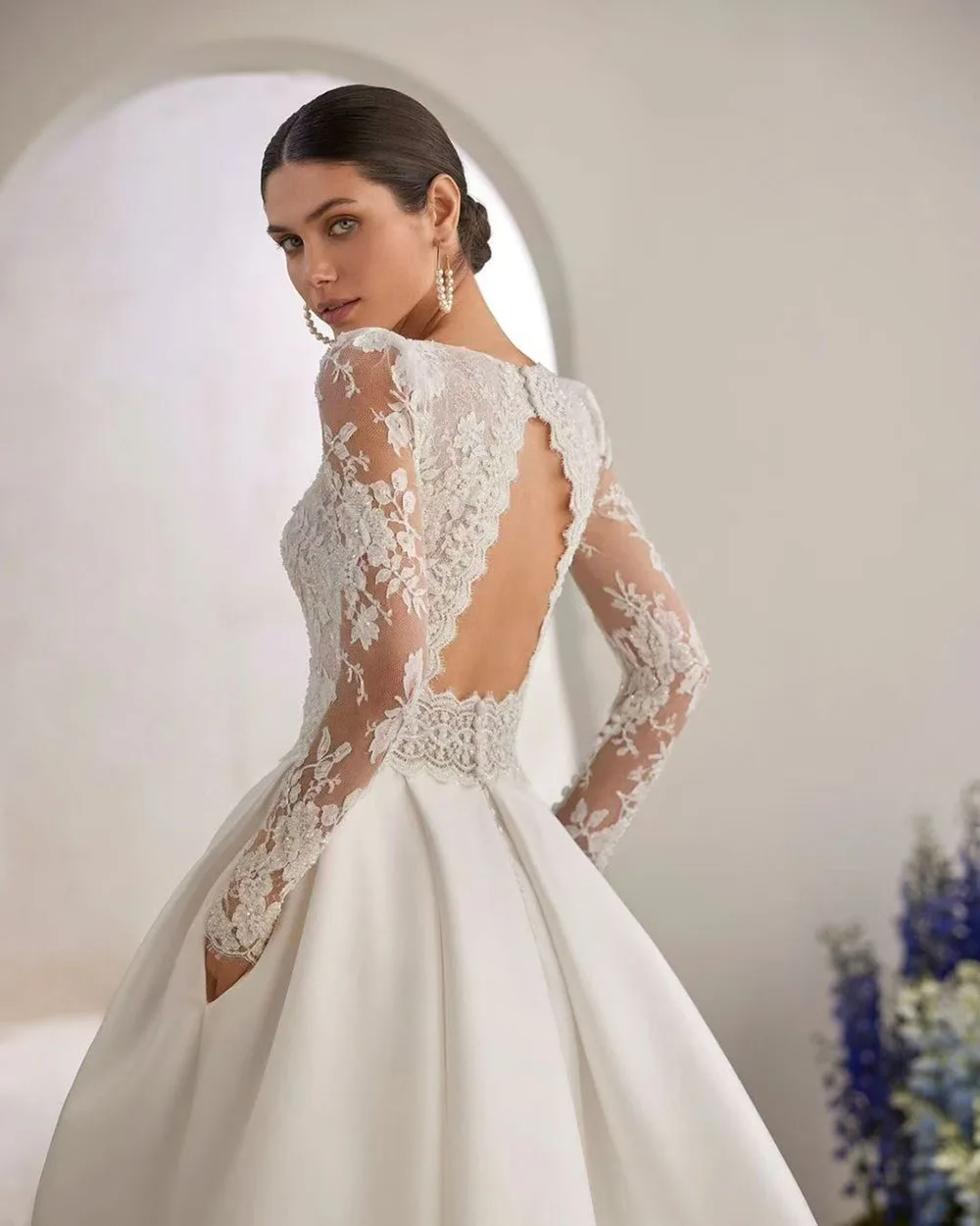Modest Lace A-line Satin Wedding Dress 2025 Customized Pockets Open Back Long Sleeve Women Princess Brides Wedding Gown 5