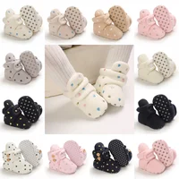 Newborn baby girl men's soft boots solid fleece snow boots 0-18M newborn baby warm shoes new fashionable and comfortable shoes 1