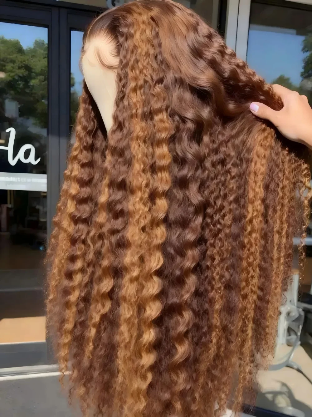 Highlight Ombre 13x4 5x5 Lace Front Wig 30 34 Inch Human Hair Wigs Honey Blonde Colored Water Deep Wave Frontal Wigs For Women 1