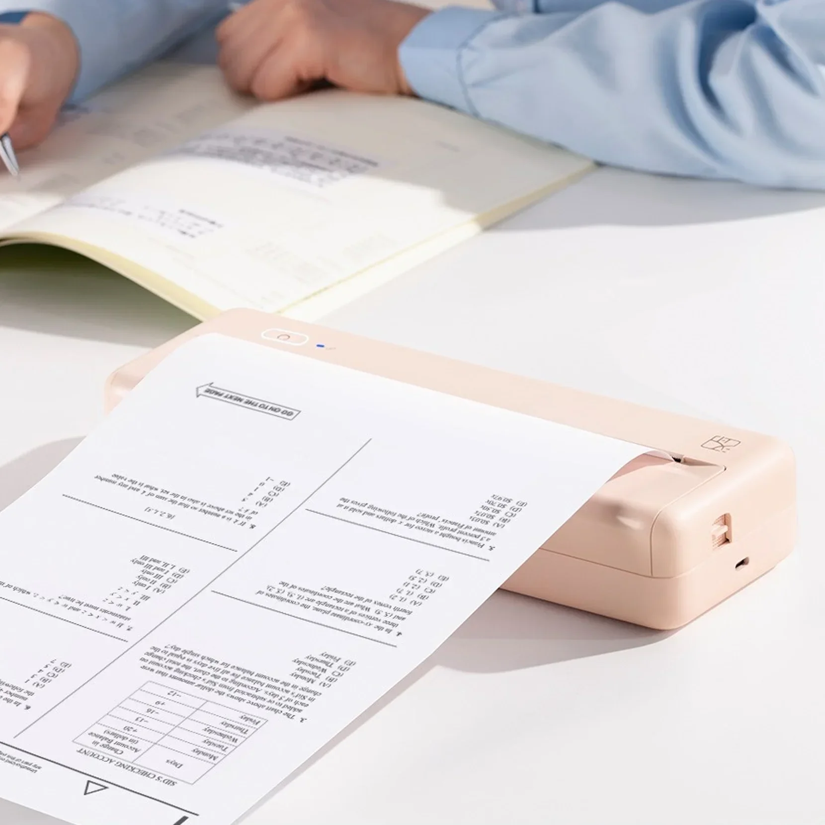 GlowMartHPRT MT810 portable wireless travel A4 printer compatible with iOS and Android as well as laptop and BT mobile printer