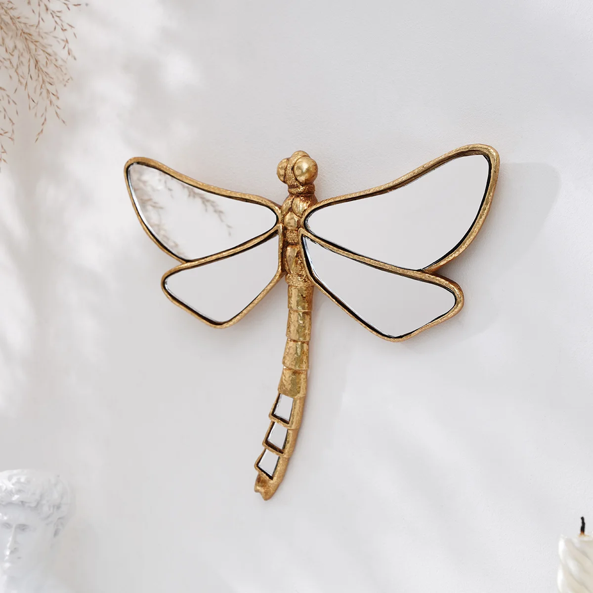 1PC, resin material mirror-finished golden curly-tailed dragonfly furniture decorative craft wall hanging