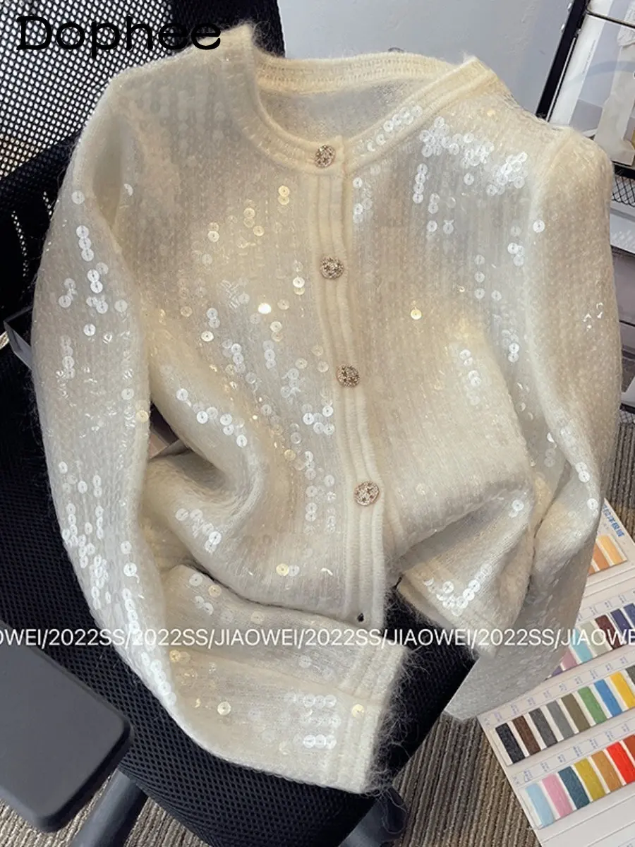

High-End White Sequined Knitted Cardigan Coat for Women 2023 Spring and Autumn New Elegant Short Socialite Sweater Jacket Top